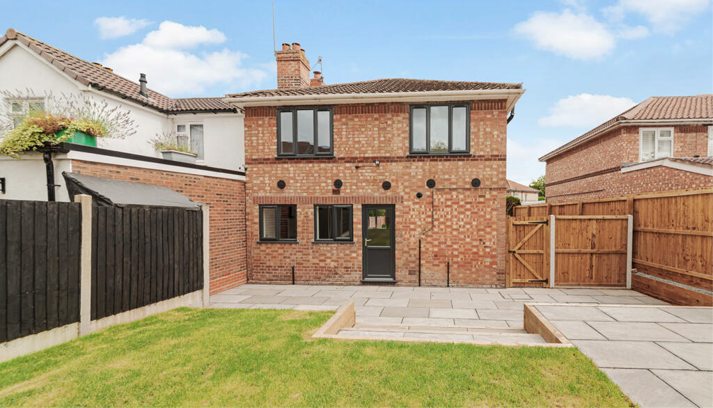 Additional image 16 of King George Close, Bromsgrove