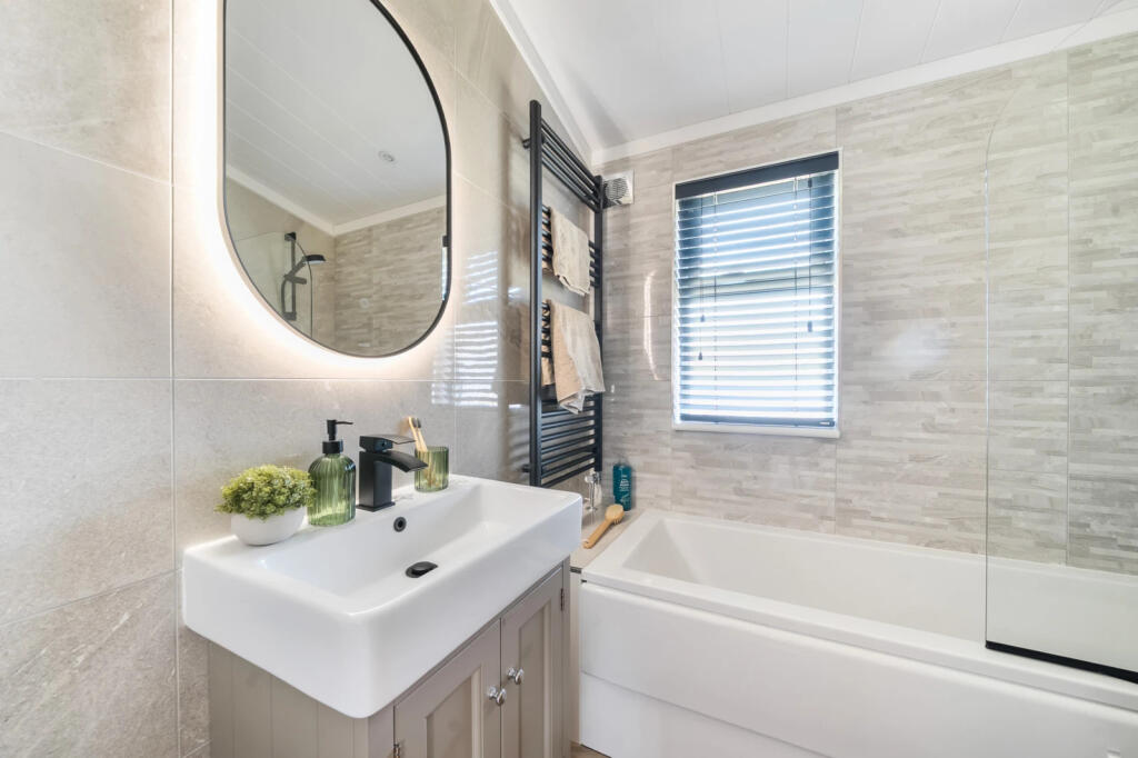 Additional image 11 of St Leonards, Dorset, BH24