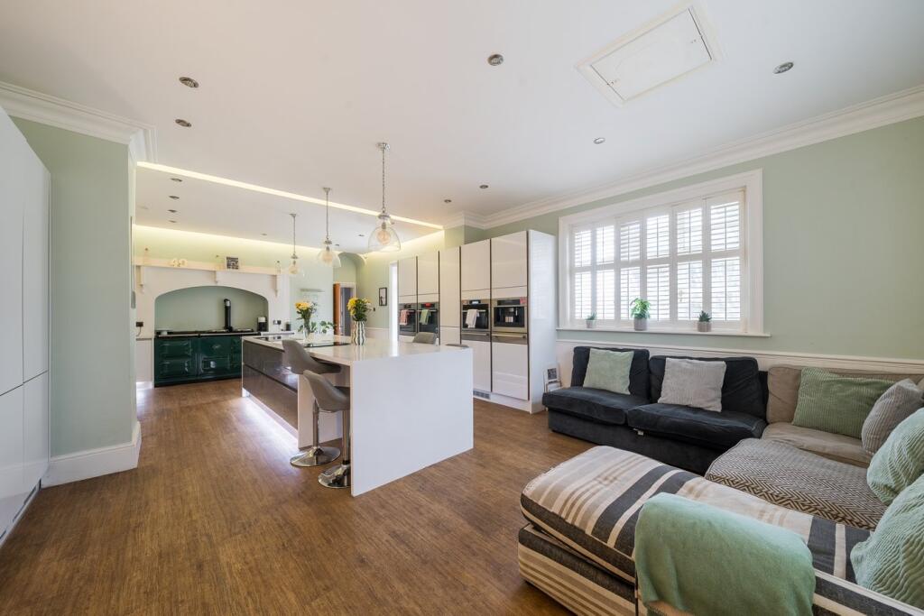 Additional image 5 of Sopley, Christchurch, BH23