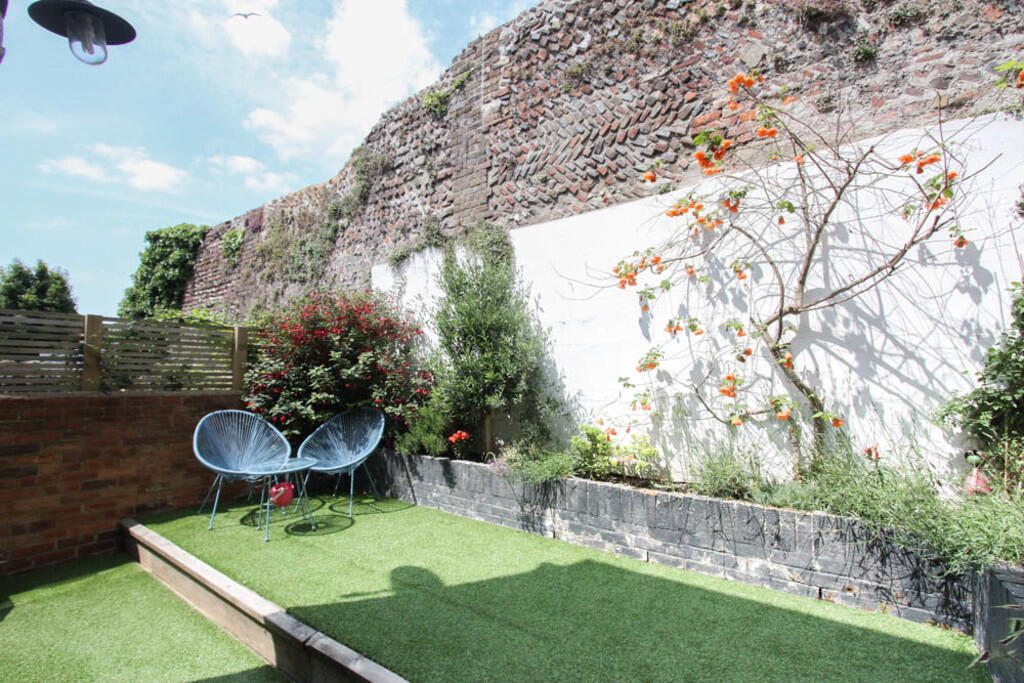 Additional image 9 of Egremont Place, Brighton