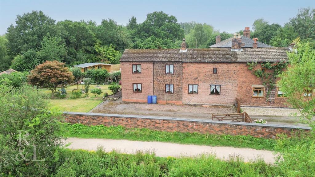 Additional image 35 of Canalside Cottages, Bodymoor Heath, Sutton Coldfield