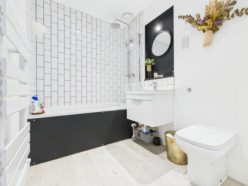 Additional image 8 of Luxor Court, South Street, Lancing, BN15 8FH