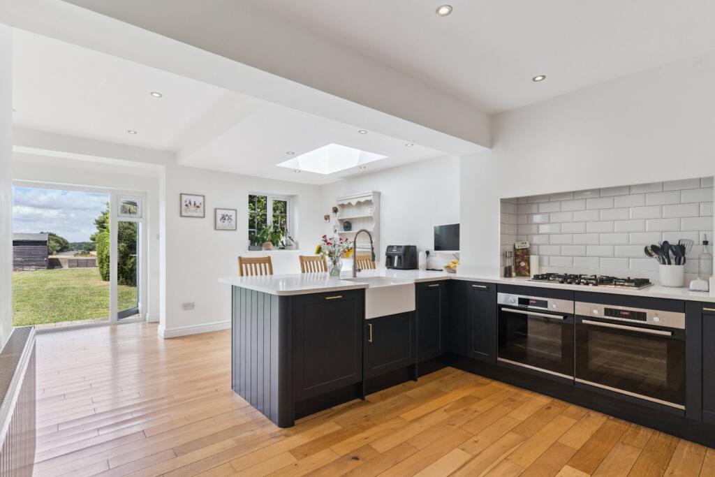 Additional image 39 of Two Oaks Drive, Welwyn, Hertfordshire, AL6 0EZ