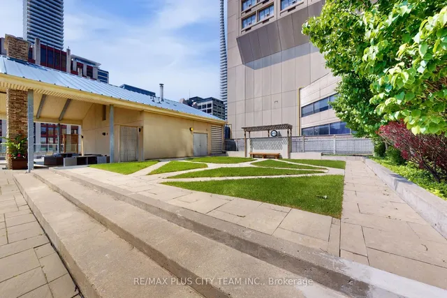 Additional image 37 of 8 Park Rd Unit 2515