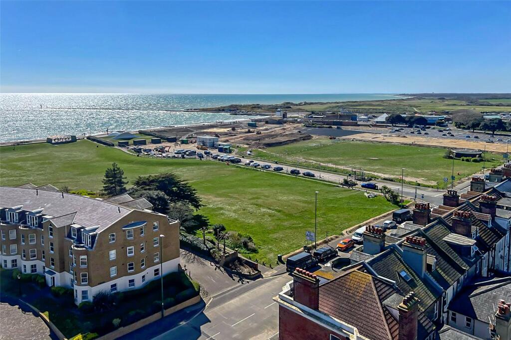 Additional image 5 of Kingmere, South Terrace, Littlehampton, West Sussex