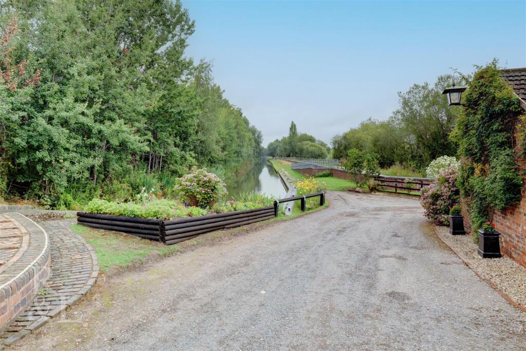 Additional image 20 of Canalside Cottages, Bodymoor Heath, Sutton Coldfield