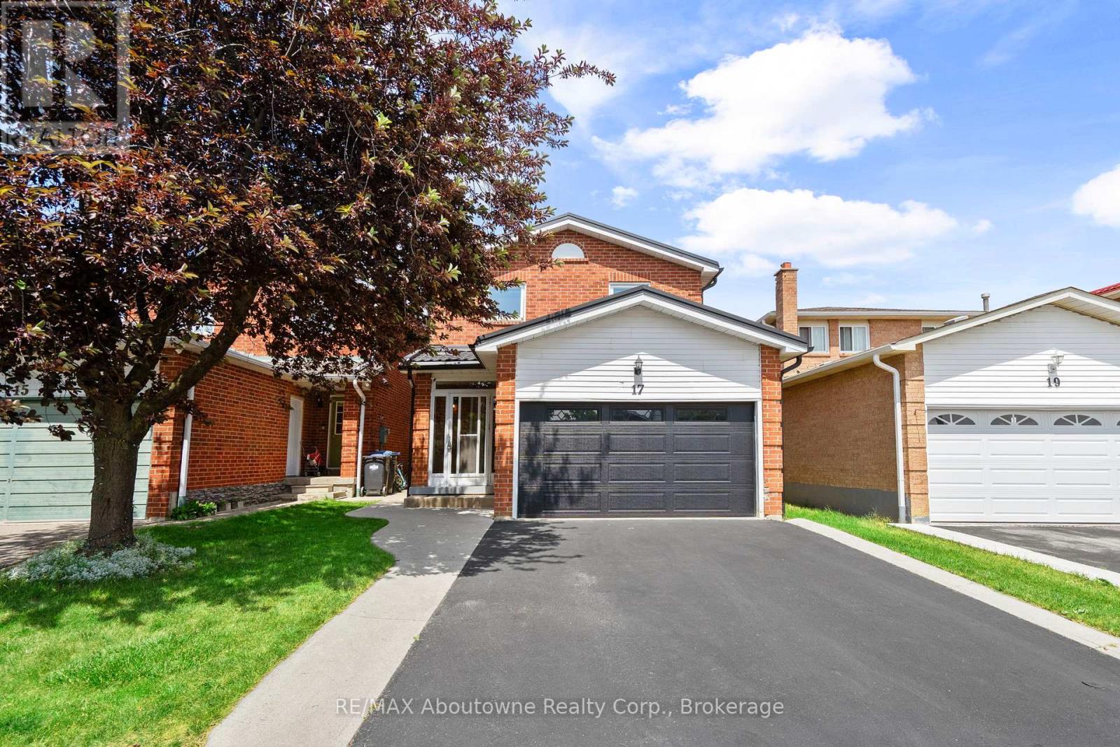 Property image for 17 ADAM STREET|Brampton (Heart Lake West), Ontario L6Z2S2