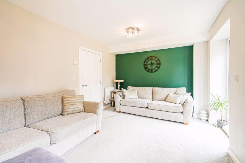 Additional image 5 of Hutton Hall Drive, Bradford, BD2 2AP