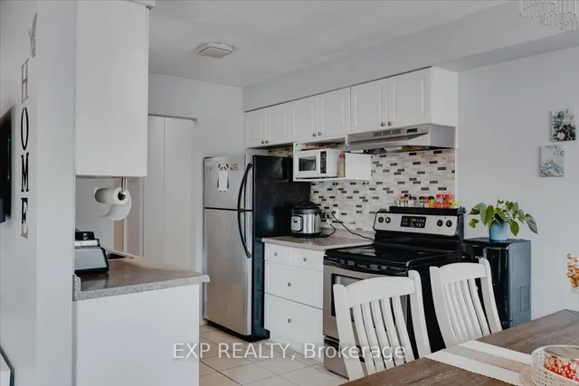 Additional image 5 of 300 Traynor Ave Unit 14