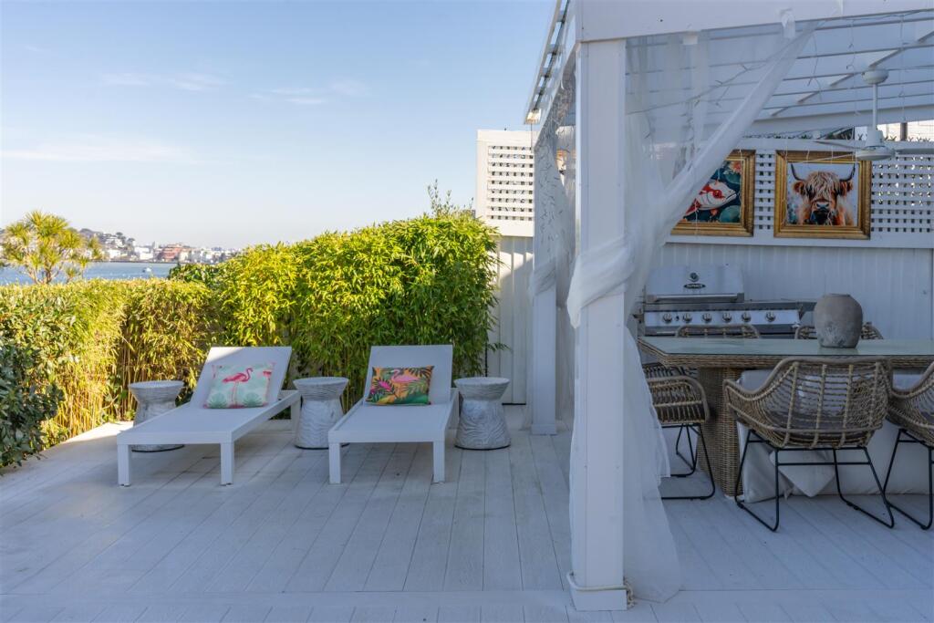 Additional image 22 of The Horseshoe, Sandbanks