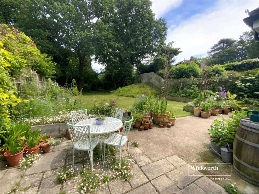 Additional image 13 of Shelley Close, Highcliffe, Dorset, BH23