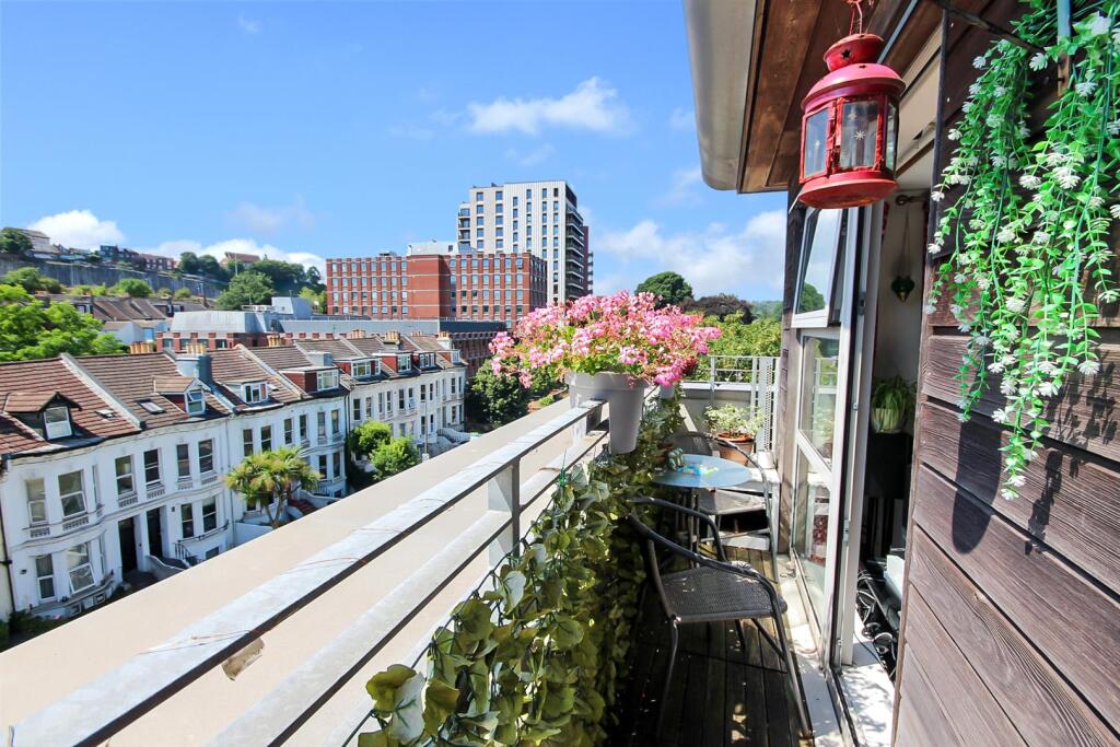 Additional image 3 of Springfield Road, Brighton