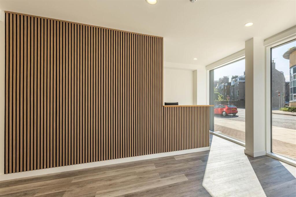 Additional image 3 of Aberdeen | Student | September | AB11