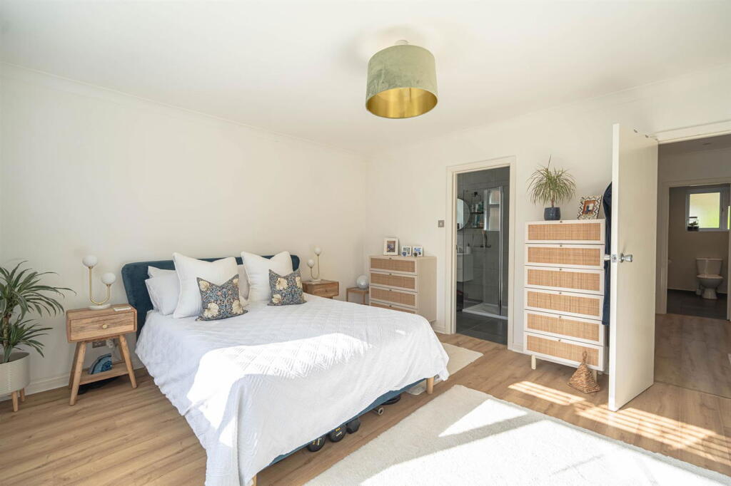 Additional image 6 of Browning Avenue, Bournemouth, BH5 1NN