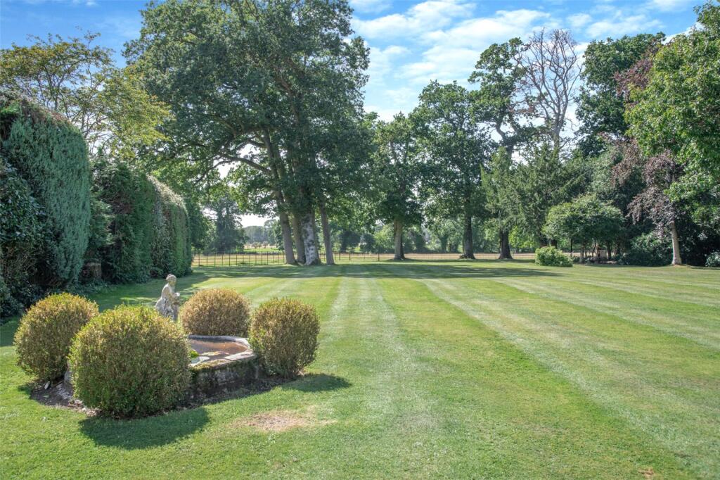 Additional image 24 of Holmsley South, Bransgore, Christchurch, Dorset, BH23