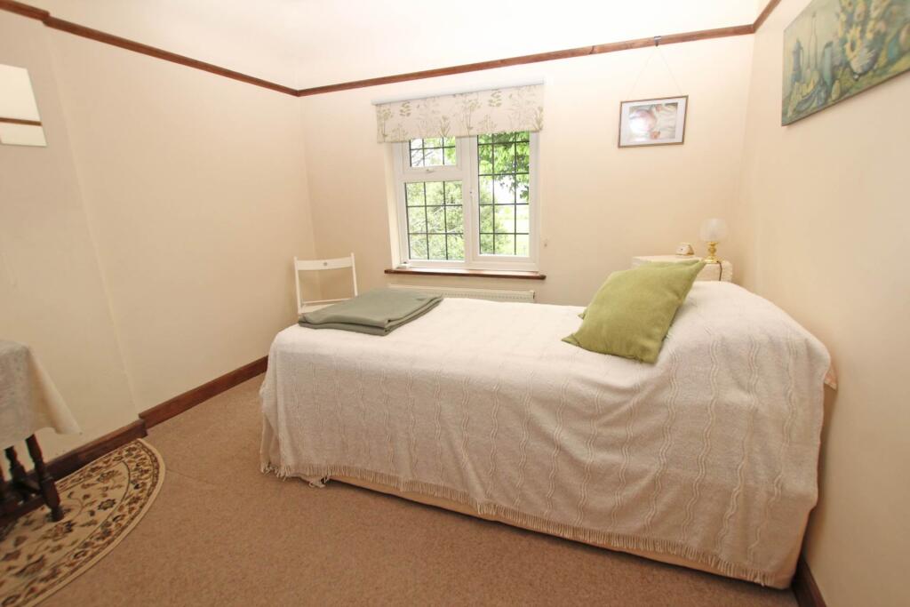 Additional image 11 of Park Avenue, Eastbourne, BN22 9QN