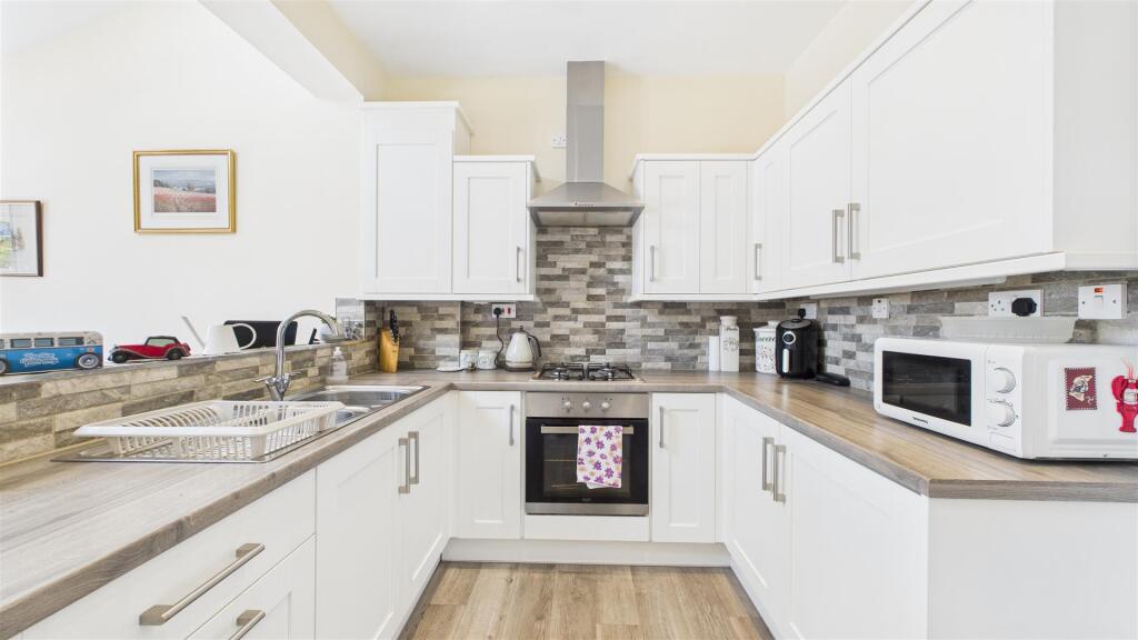 Additional image 4 of Yew Tree Lane, Rowley Regis