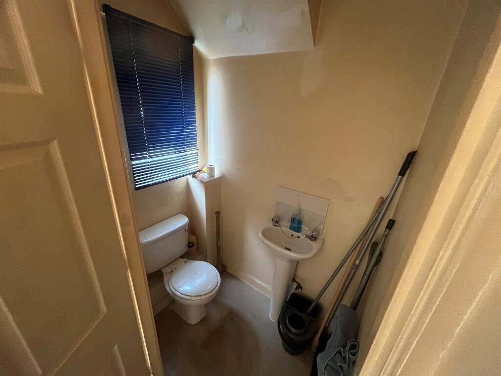 Additional image 5 of Ascot Drive, Bradford