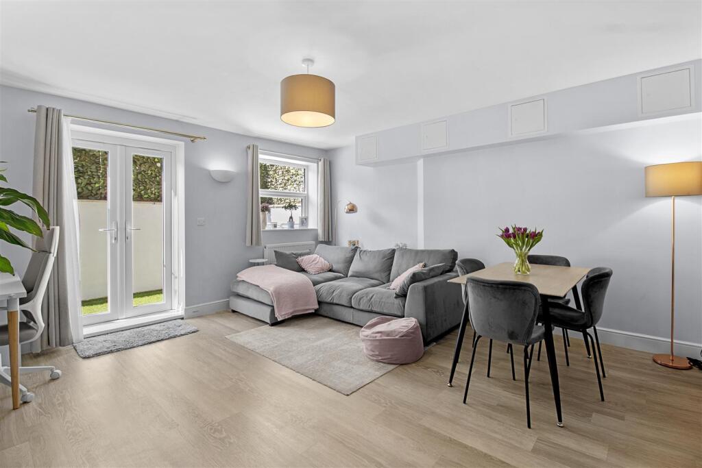 Additional image 13 of Royal Parade, Eastbourne