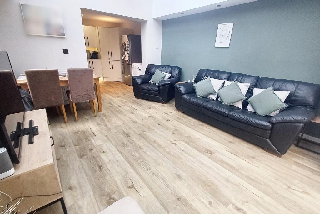 Additional image 8 of Verwood