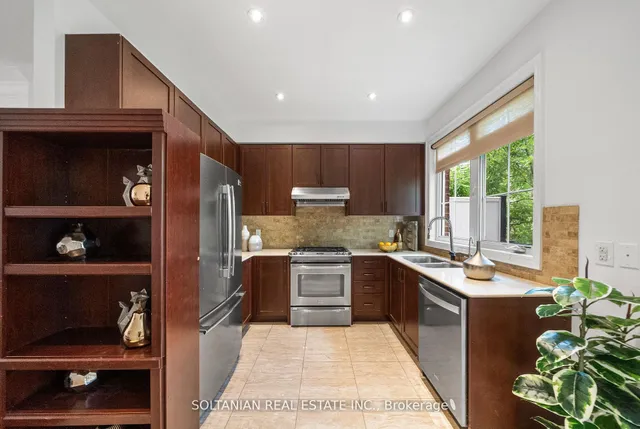 Additional image 11 of 25 Slingsby Lane