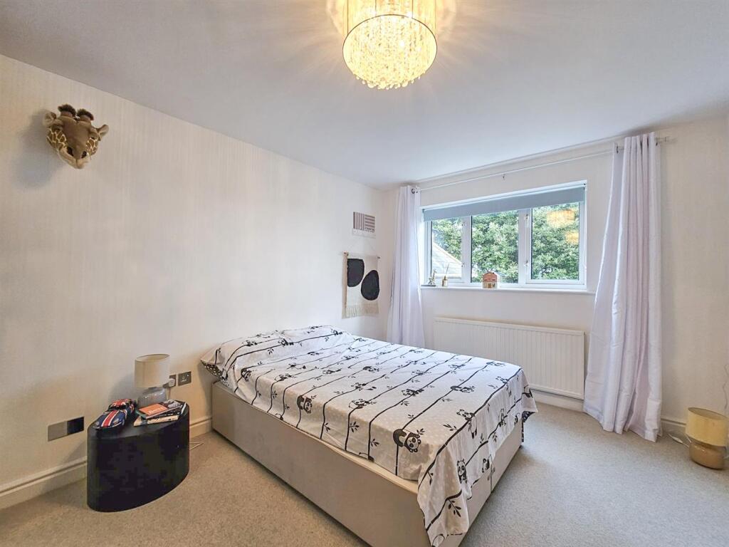 Additional image 15 of Beachy Head Road, Eastbourne, BN20 7QP