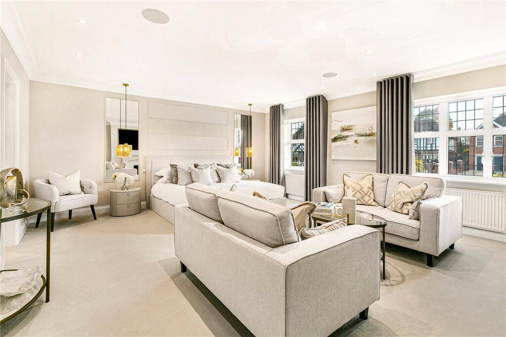 Additional image 20 of Brookmans Avenue, Brookmans Park, AL9