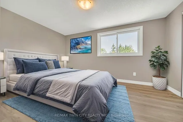 Additional image 12 of 28 Uxbridge Cres