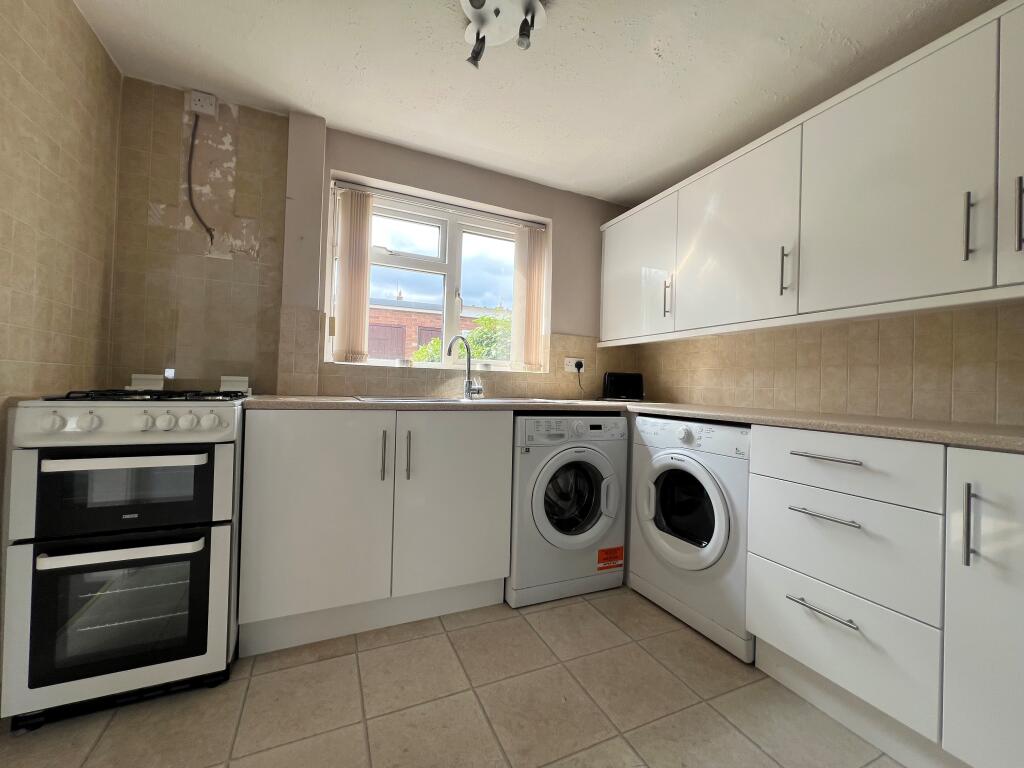 Additional image 2 of York Close, Bromsgrove