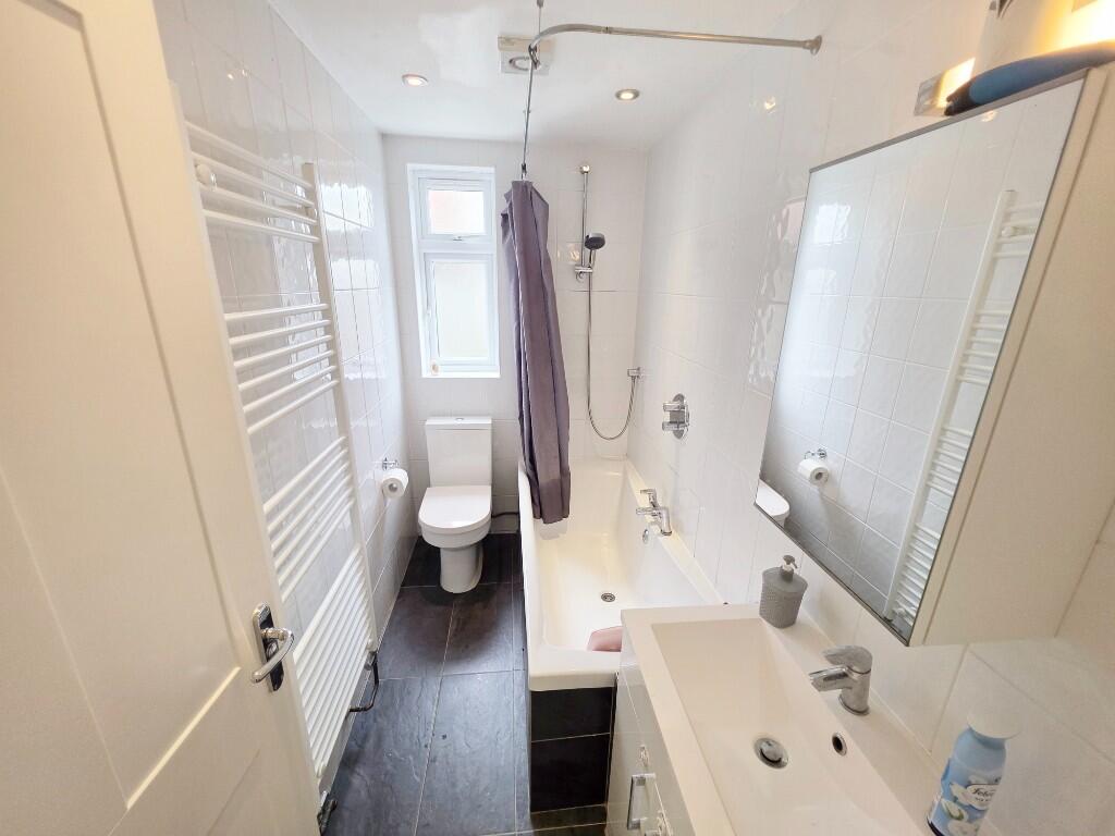 Additional image 8 of Garden Flat, Fortescue Road, Bournemouth, Dorset, BH3