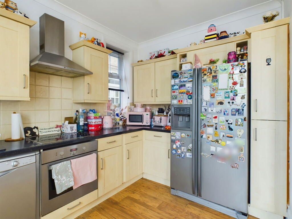 Additional image 7 of Pembroke Avenue, Marine, Worthing, BN11