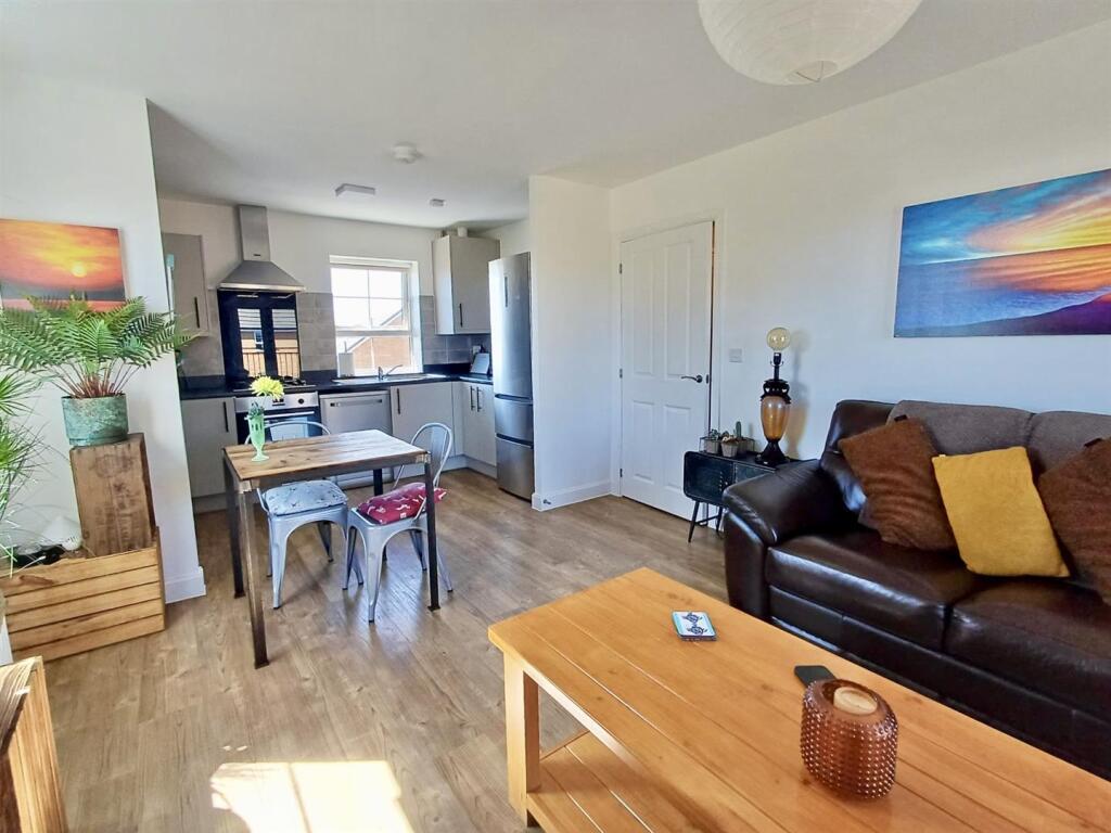 Additional image 11 of 66 Skylark Avenue, Peacehaven