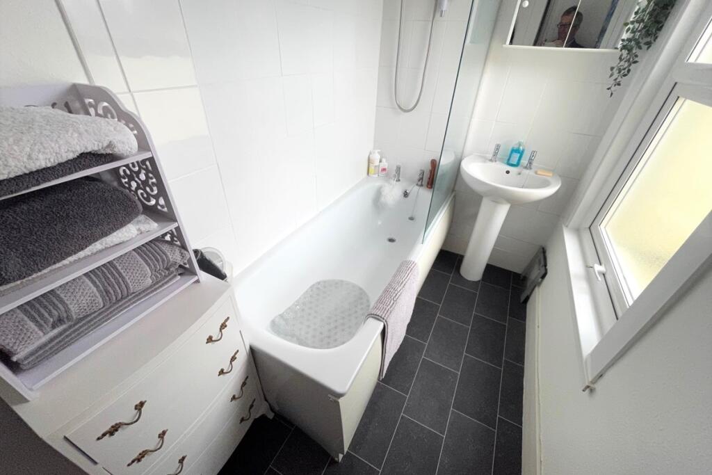 Additional image 11 of Queen Street, Worthing, West Sussex, BN14 7BL