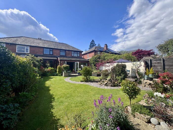 Primary image of 210 Greenmount Lane, Bolton, BL1 5HZ