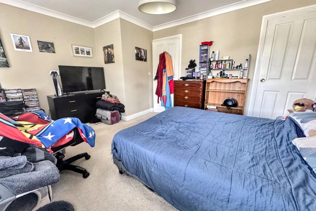 Additional image 9 of Ferndown
