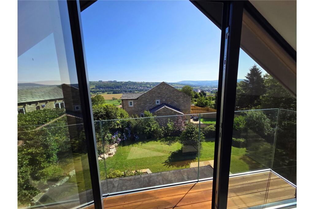 Additional image 30 of Stoneacre, 4 Highgate, Park Road, Cross Hills, BD20 8BE