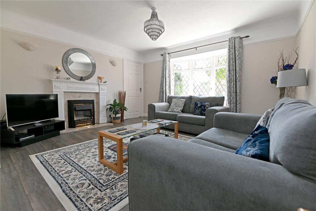 Additional image 19 of Solent Drive, Barton on Sea, New Milton, Hampshire, BH25