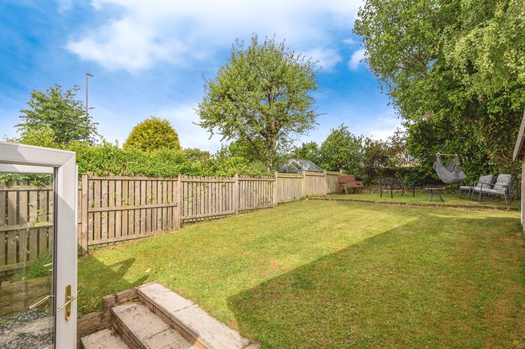 Additional image 14 of Moffat Close, Bradford