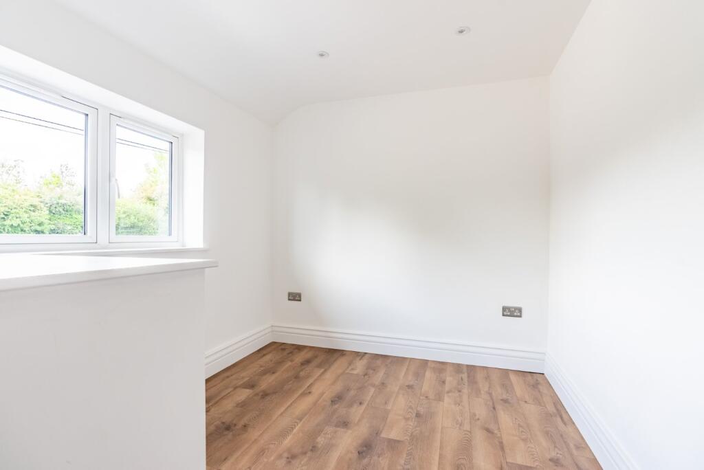 Additional image 14 of Batchwood Drive, St. Albans, Hertfordshire, AL3