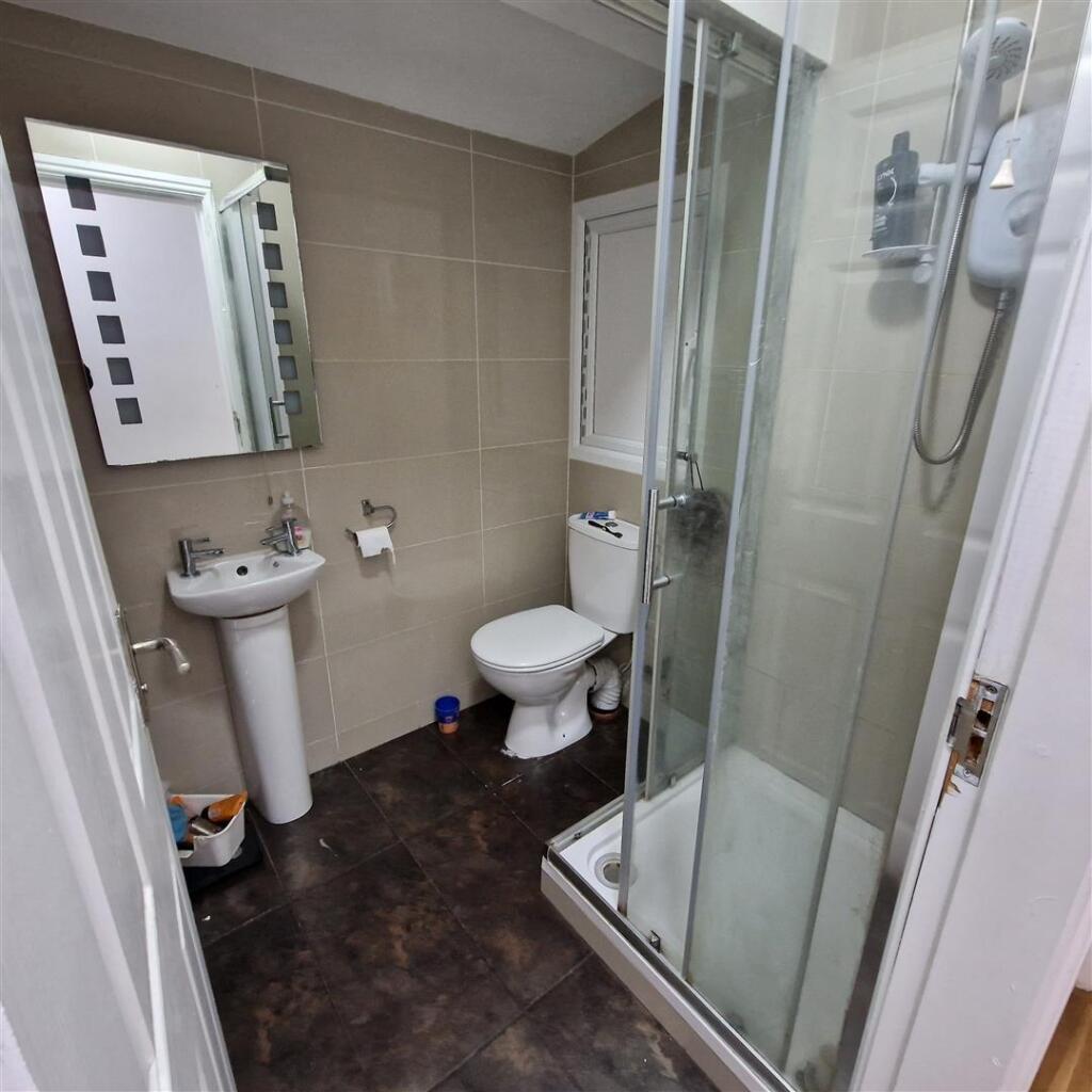 Additional image 5 of Houseshare, Old Lode Lane, Solihull