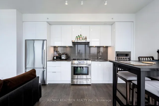 Additional image 9 of 25 Richmond St Unit 3216