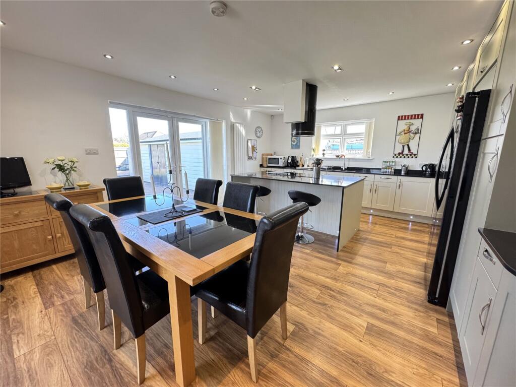 Additional image 13 of Heathwood Avenue, Barton On Sea, Hampshire, BH25