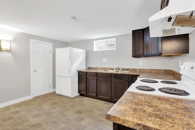 Additional image 17 of 196 Patricia Ave