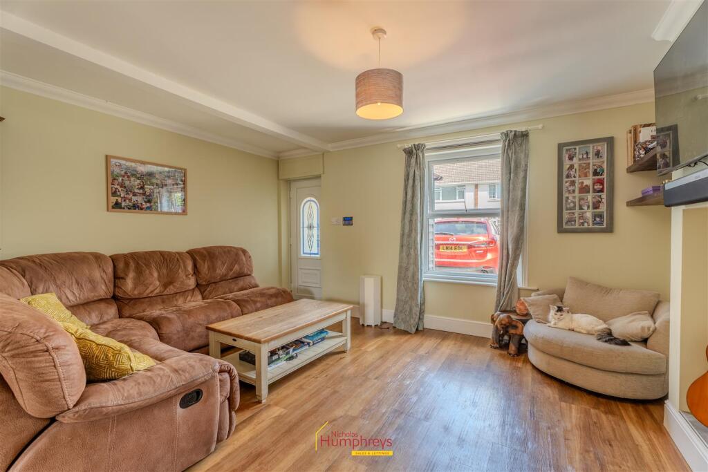 Additional image 5 of Manor Road, Ringwood