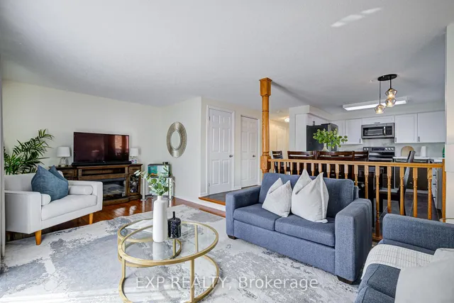 Additional image 17 of 3 Cotton Grass St