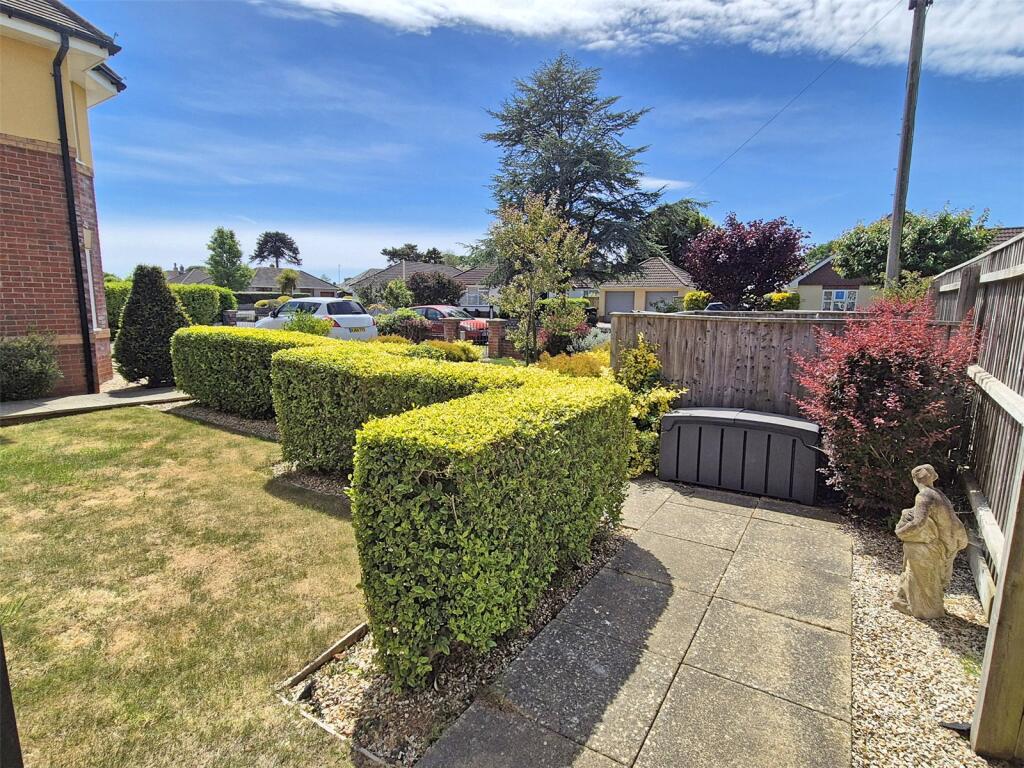 Additional image 11 of Mount Avenue, New Milton, Hampshire, BH25