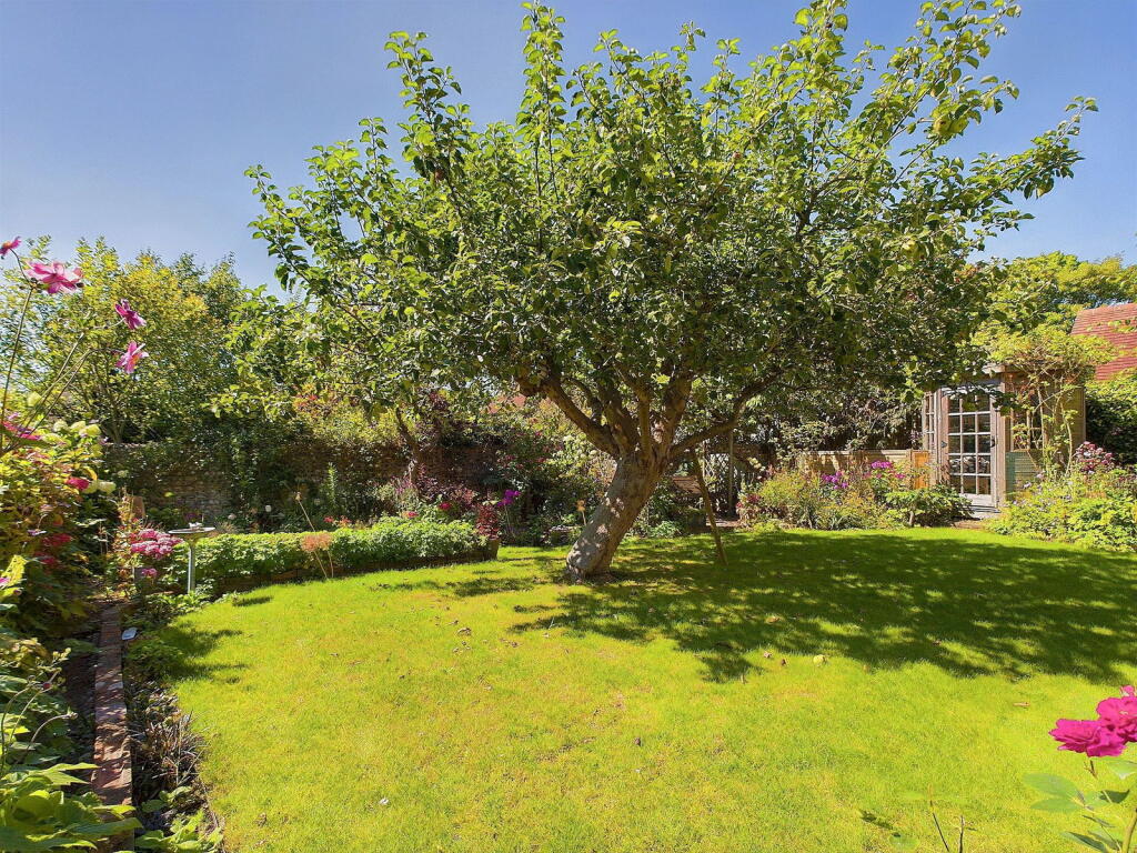 Additional image 38 of Nepcote, Findon Village, Worthing BN14 0SD