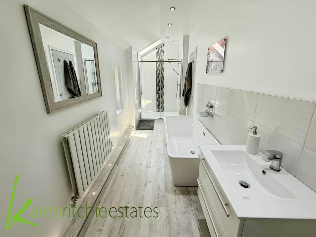 Additional image 12 of The Barn, Hollinhurst Drive