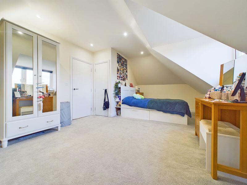 Additional image 20 of Grand Avenue, Southbourne