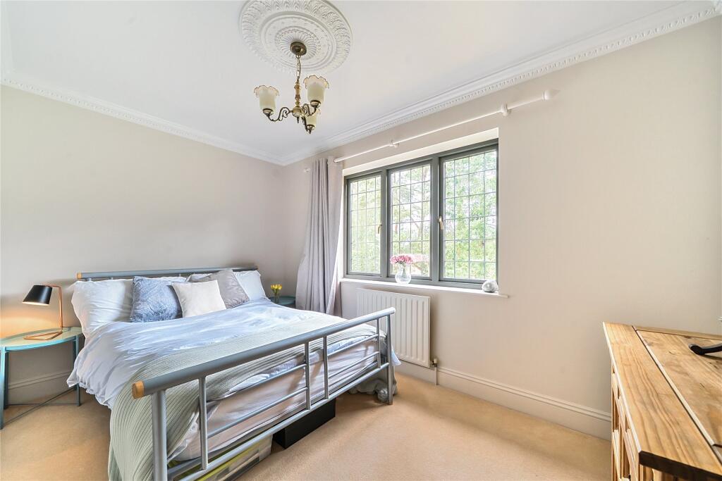 Additional image 8 of Brockenhurst Road, Eastley Wootton, New Milton, Hampshire, BH25